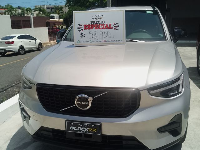 Volvo Xc40 2024