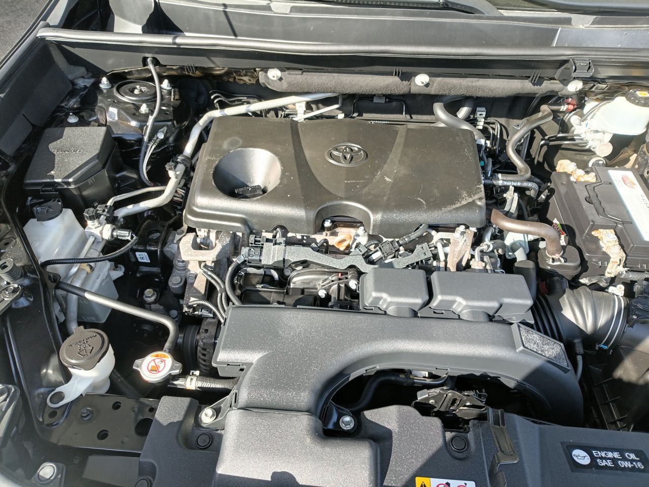 Toyota RAV4 2019, foto 8 de 8