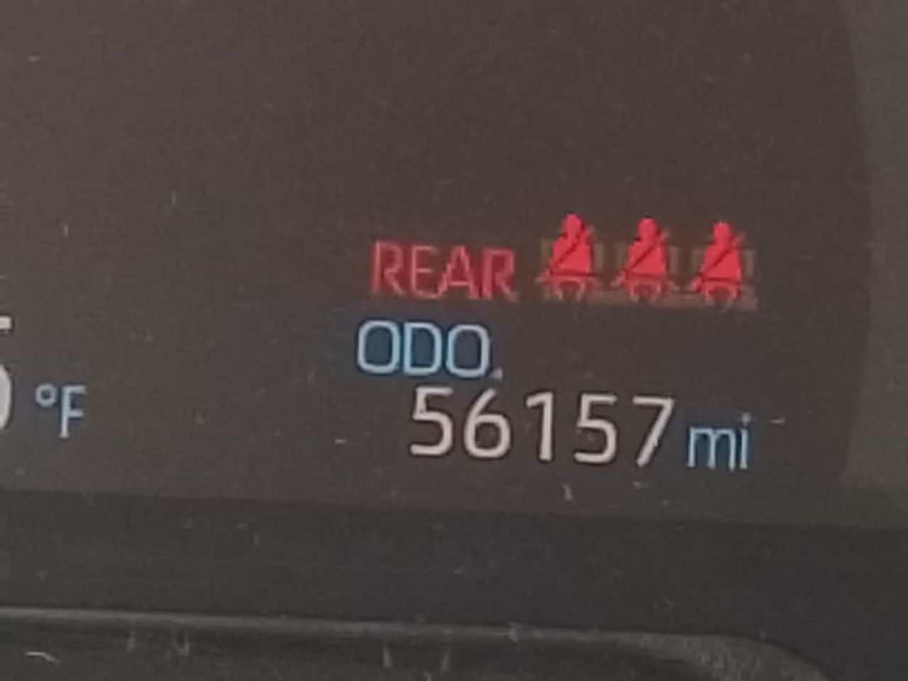 Toyota Rav-4 2023, foto 4 de 6