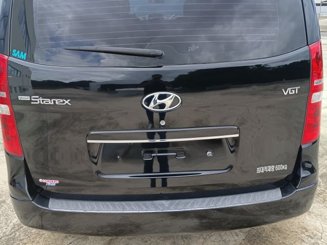 Hyundai Grand Starex