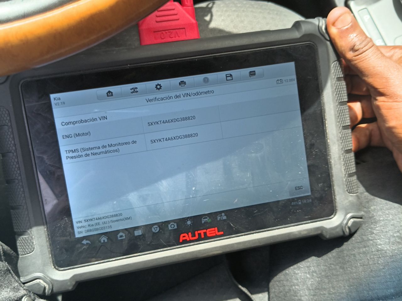 KIA Sorento 2013, foto 3 de 7