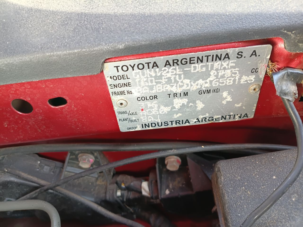 Toyota Hilux 2021, foto 5 de 8