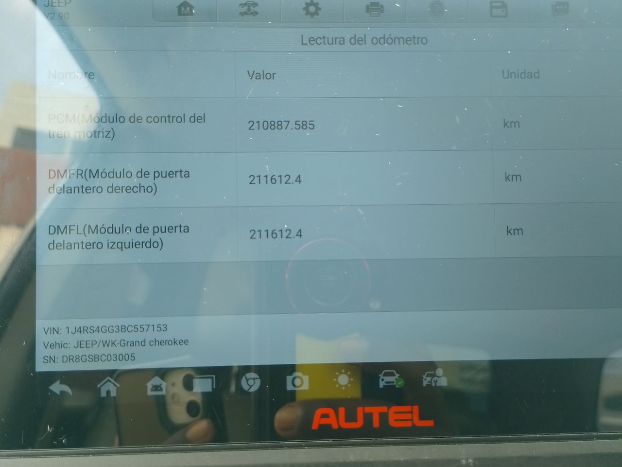 Jeep Grand Cherokee 2011, foto 2 de 5