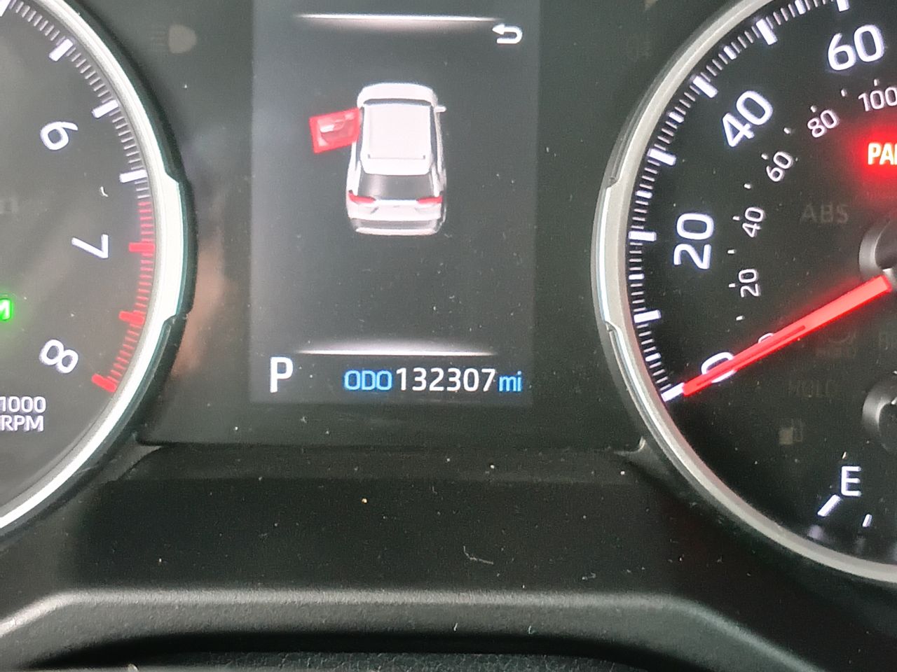Toyota RAV4 2021, foto 2 de 8
