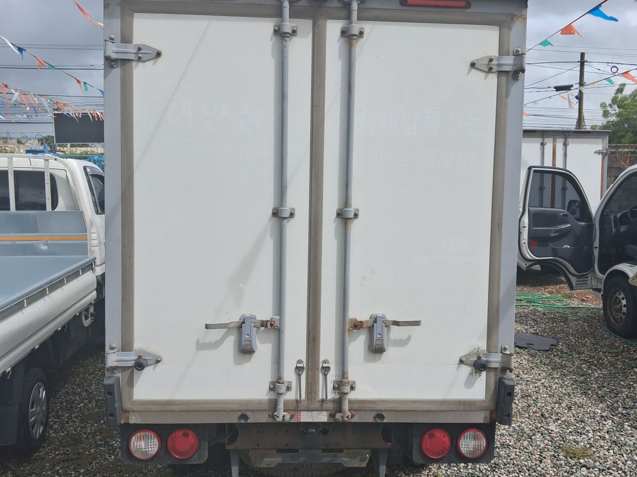 KIA Bongo Iii 2022, foto 3 de 6