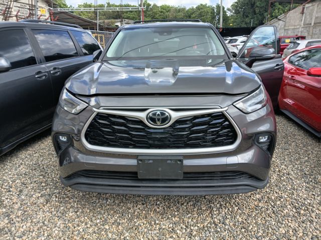 Toyota Highlander 2022