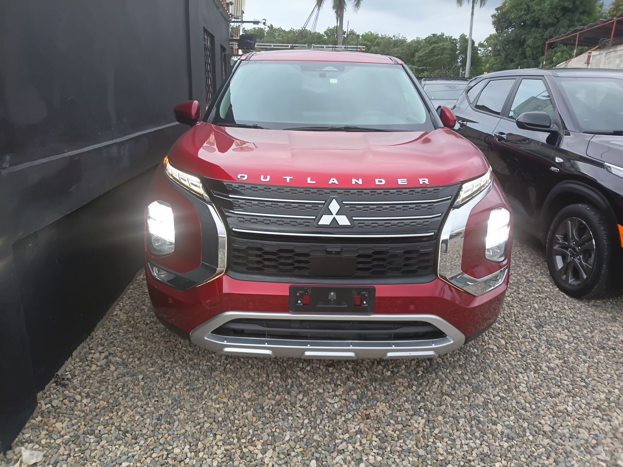Mitsubishi Outlander 2022, foto 1 de 9
