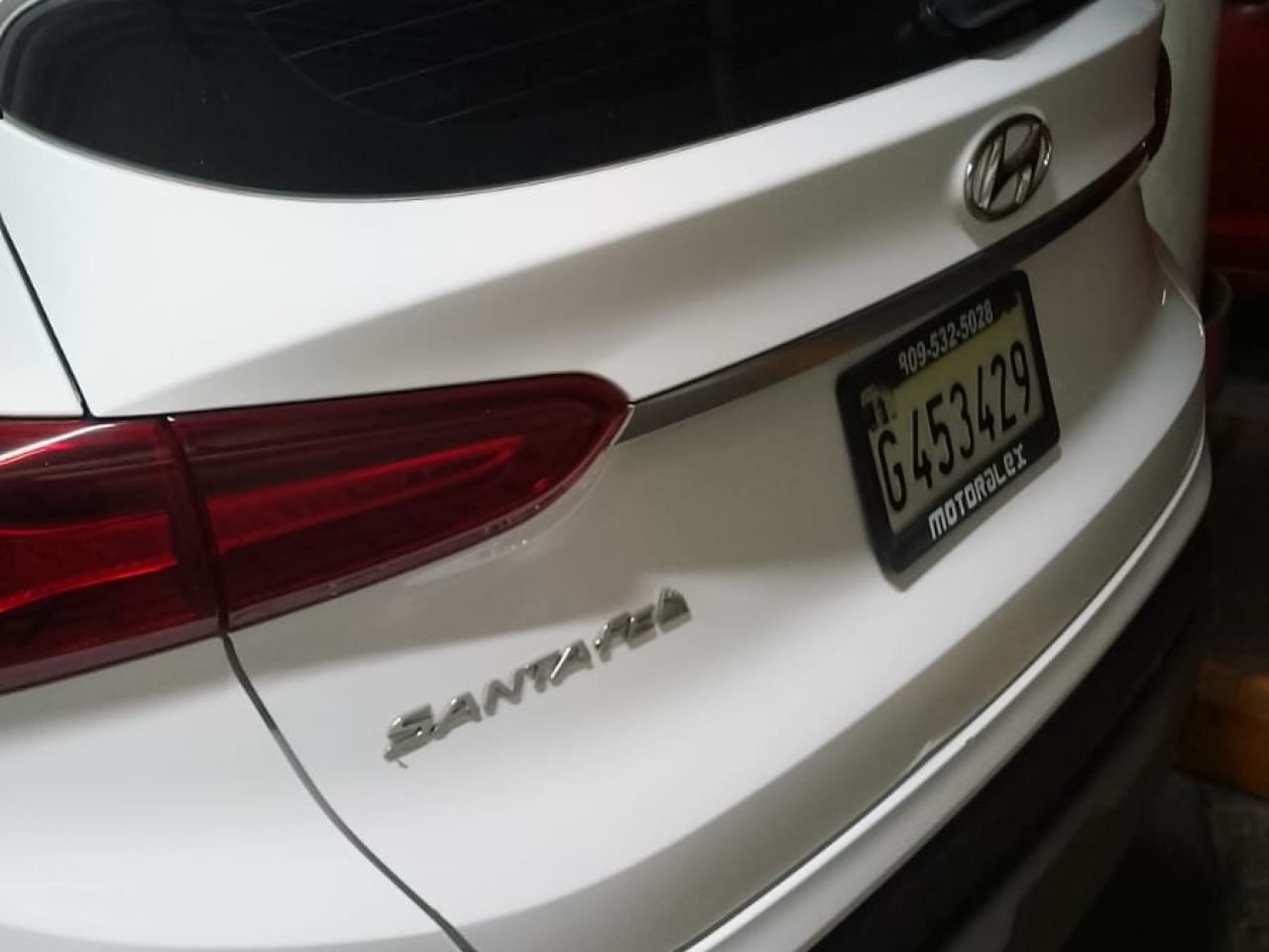 Hyundai Santa Fe 2019, foto 3 de 5